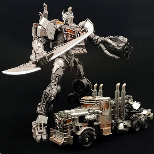 Figura Transformers Scourge Espada Desenvainada TW1031 — Combate Cromado Modo Semirremolque