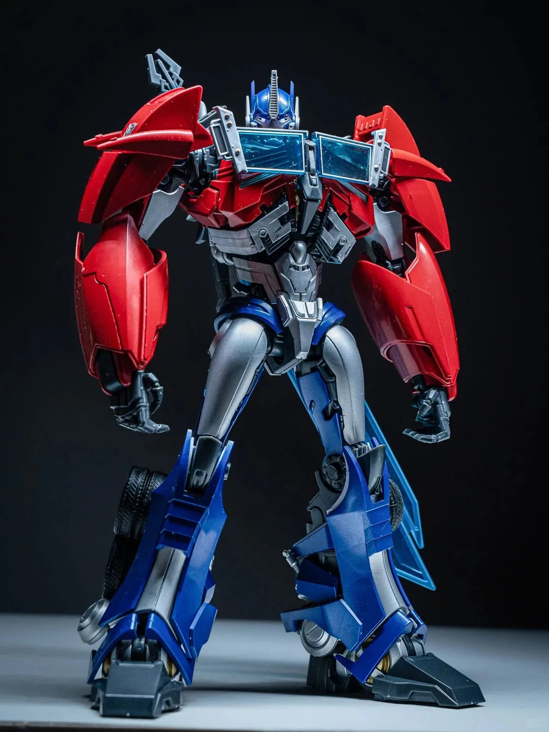 Figura Transformers Optimus Prime TFP Blokees — Modelo de ensamblaje Prime Azul