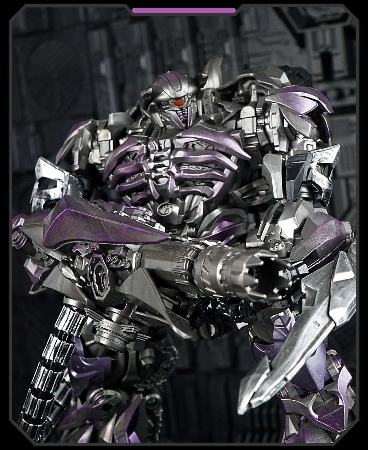Figura Transformers Shockwave Shockblast — Estilo Robot de Cine Ojo LED Rojo
