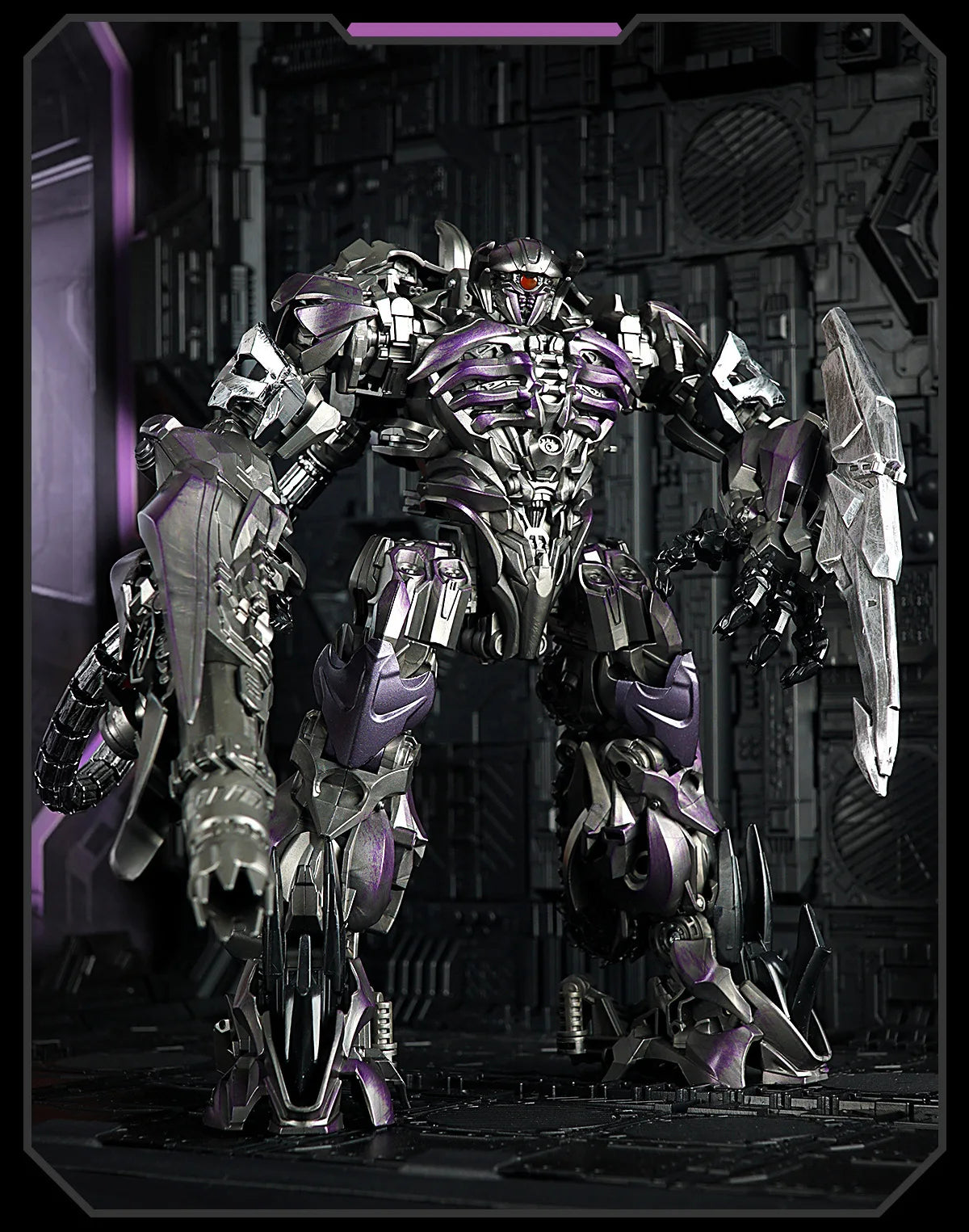 Figura Transformers Shockwave Shockblast — Estilo Robot de Cine Ojo LED Rojo