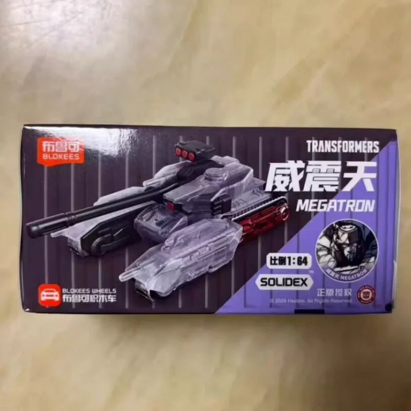Figura Transformers Megatron - Modelo Articulado Blokees Tanque de Asalto Móvil