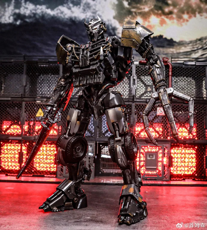 Figura Transformers Scourge Pátina Dorada — Busto Detallado Versión Oxidada