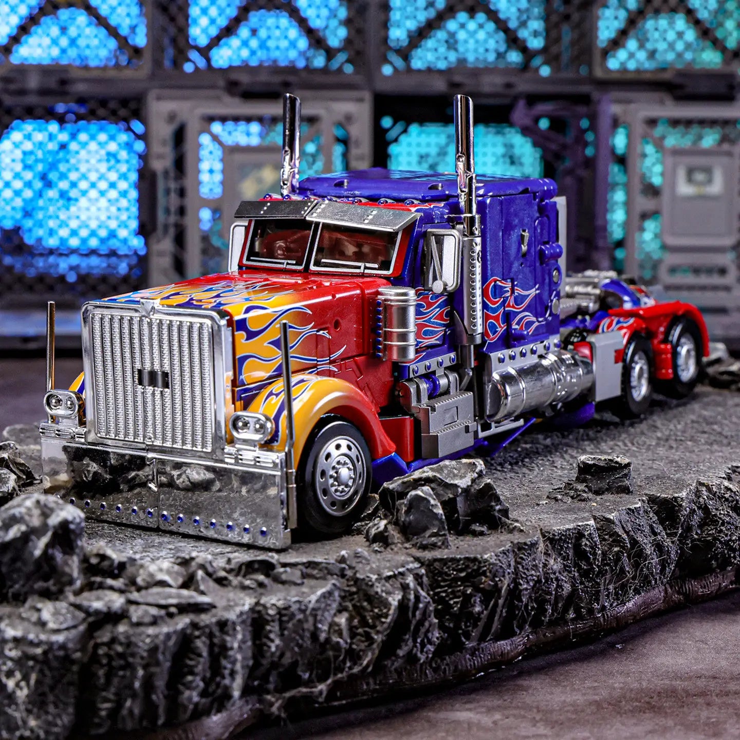 Figura Transformers Optimus Prime 30cm — DLX Coleccionable Articulado