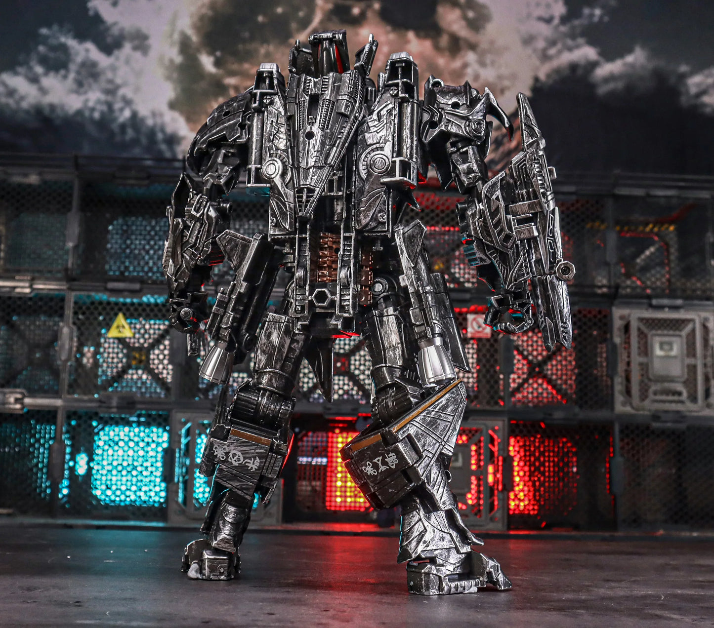 Figura Transformers Blackout 30cm — Decepticon Helicóptero Coleccionable